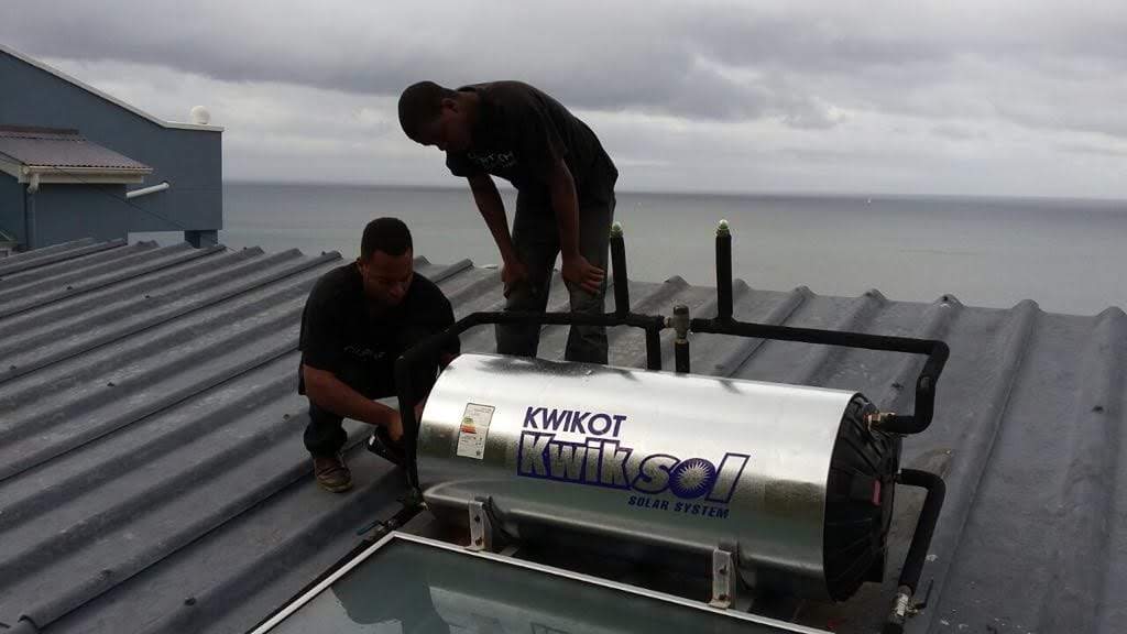 Solar water heating system